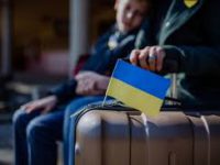 Закордонні податківці отримають дані про рахунки українців: що варто знати біженцям