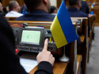 Верховна Рада прийняла закон про угоди корупціонерів зі слідством